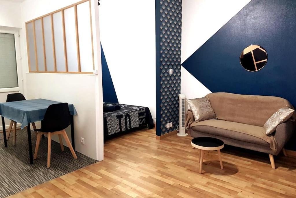 Apartamento Rnb Locations Mâcon Habitación foto